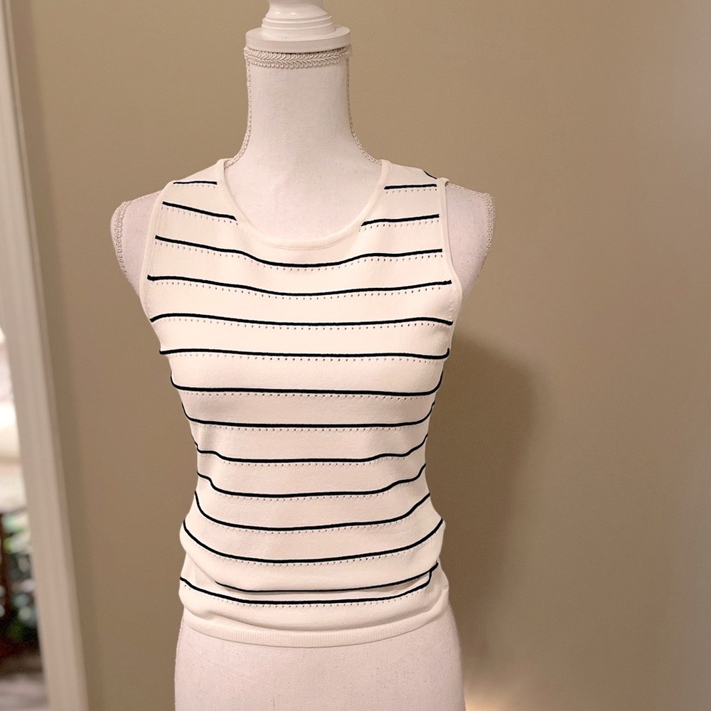 White House Black Market Black and White Striped Sleeveless Sweater Size XS